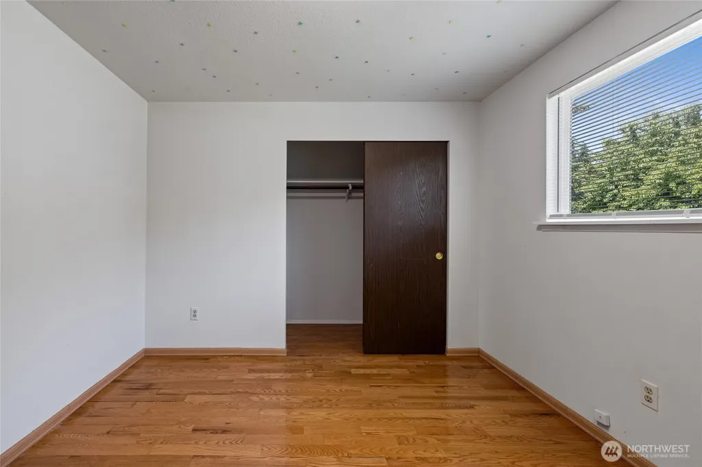 17916 40th Avenue E Tacoma WA 98446