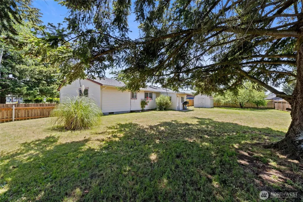 17916 40th Avenue E Tacoma WA 98446