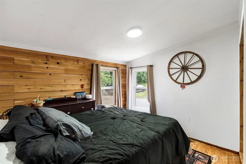 9390 Phillips Road SE Port Orchard WA 98367