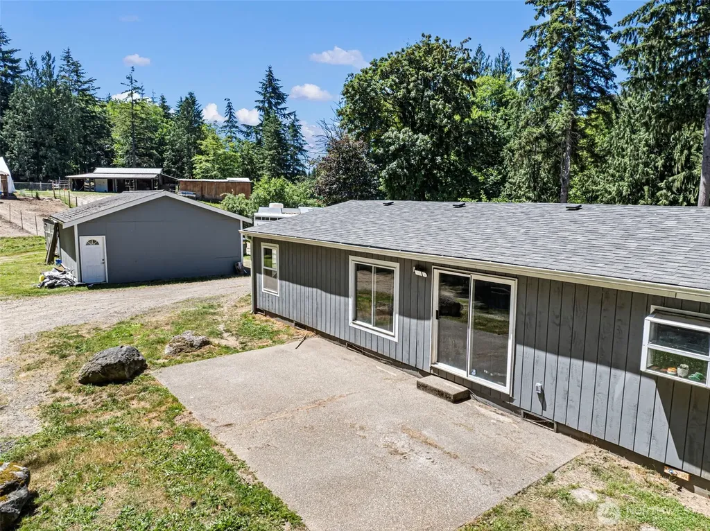 9390 Phillips Road SE Port Orchard WA 98367