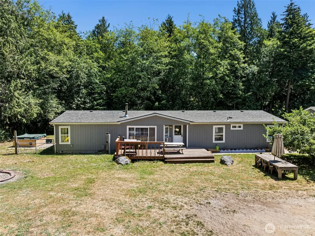 9390 Phillips Road SE Port Orchard WA 98367
