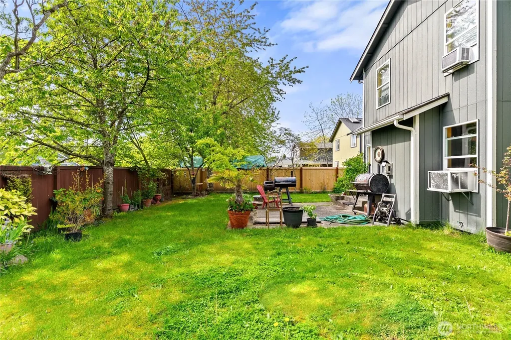 409 Kensington Ave NW Orting WA 98360
