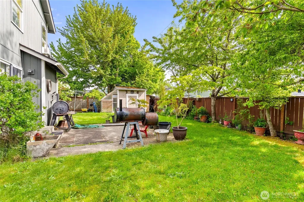 409 Kensington Ave NW Orting WA 98360