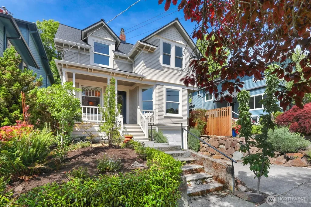 520 NE 82nd Street Seattle WA 98115
