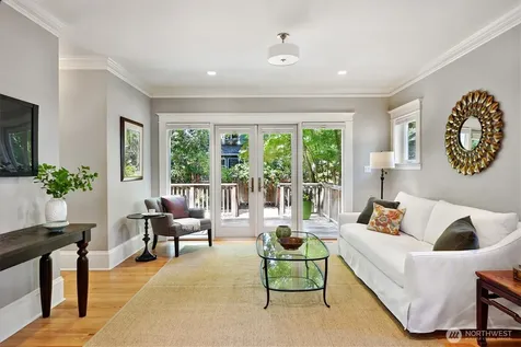 520 NE 82nd Street Seattle WA 98115