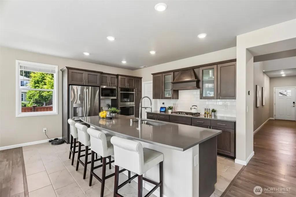 35816 2nd Avenue SW Federal Way WA 98023