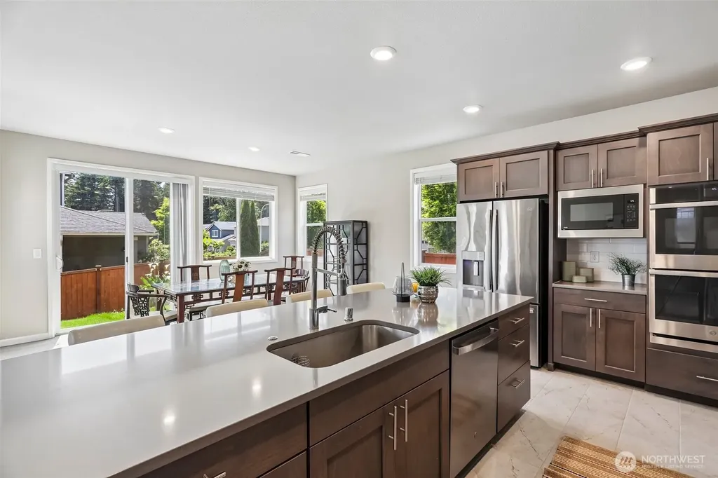 35816 2nd Avenue SW Federal Way WA 98023