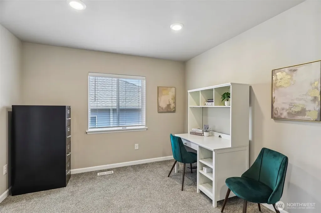 35816 2nd Avenue SW Federal Way WA 98023