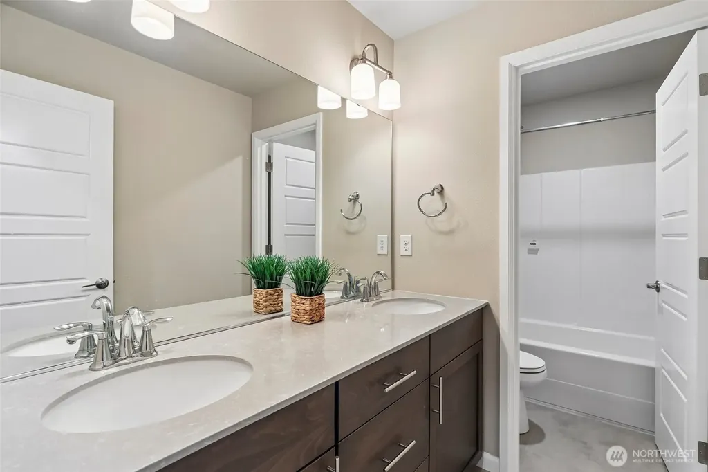 35816 2nd Avenue SW Federal Way WA 98023