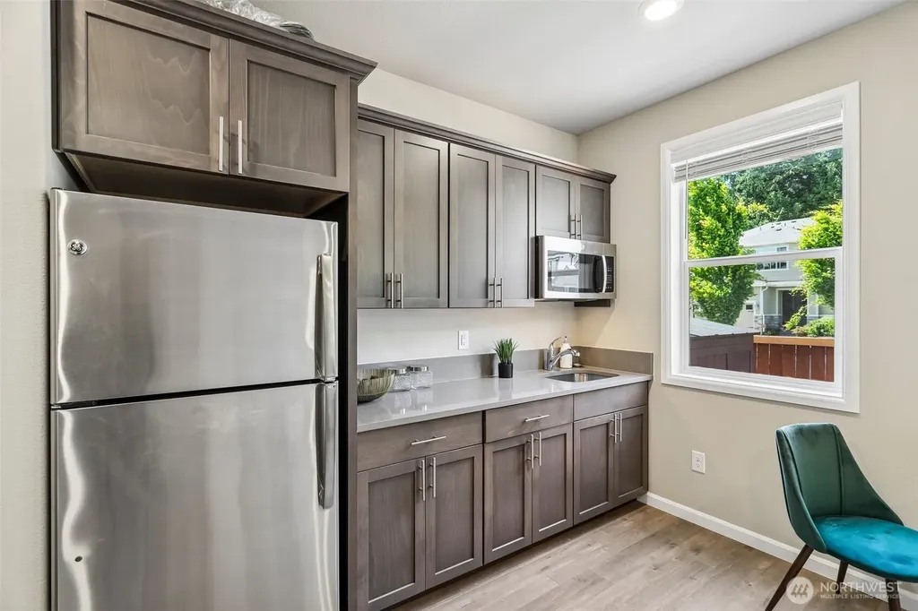 35816 2nd Avenue SW Federal Way WA 98023