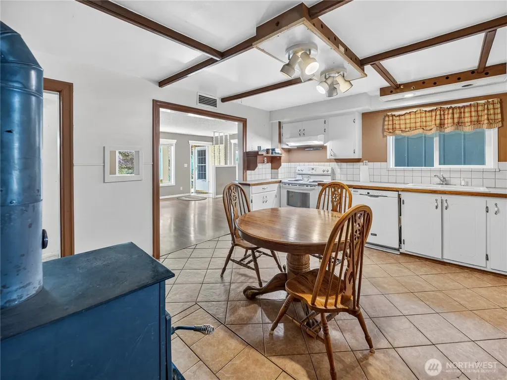 1875 Loraine Street Enumclaw WA 98022