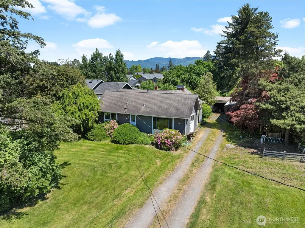 1875 Loraine Street Enumclaw WA 98022