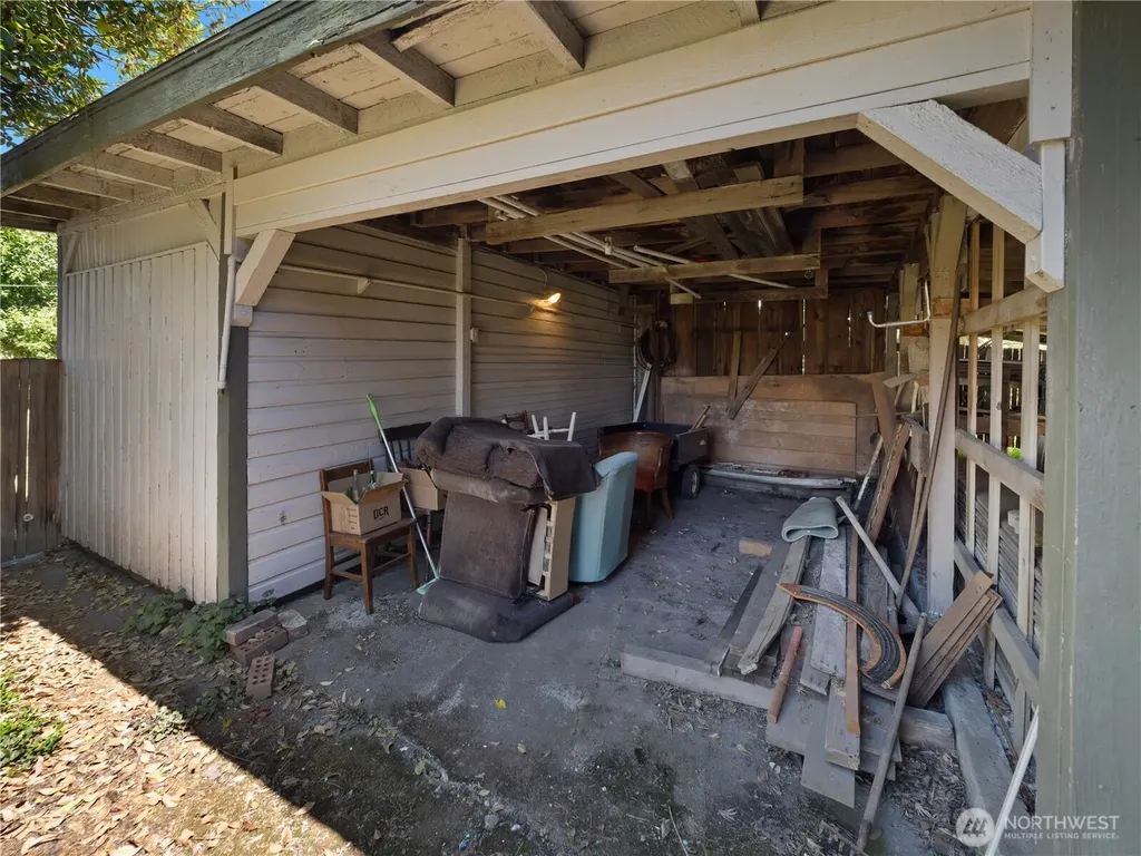 1875 Loraine Street Enumclaw WA 98022