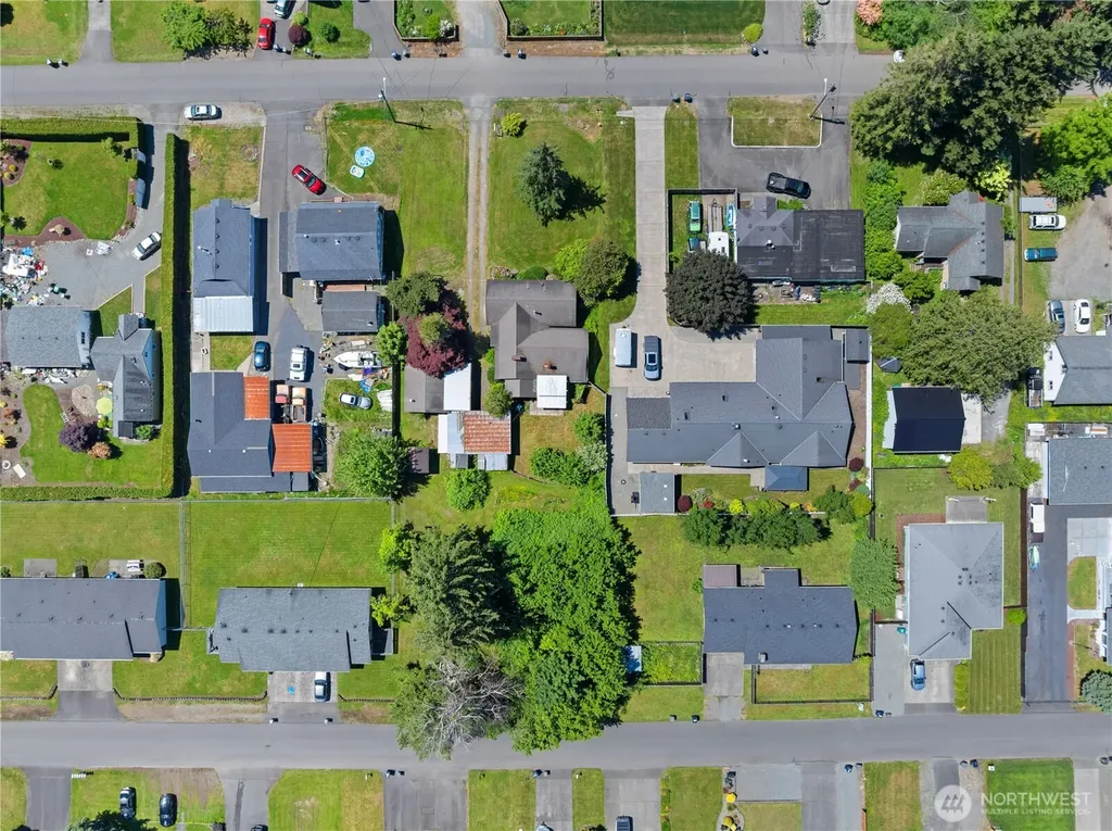 1875 Loraine Street Enumclaw WA 98022