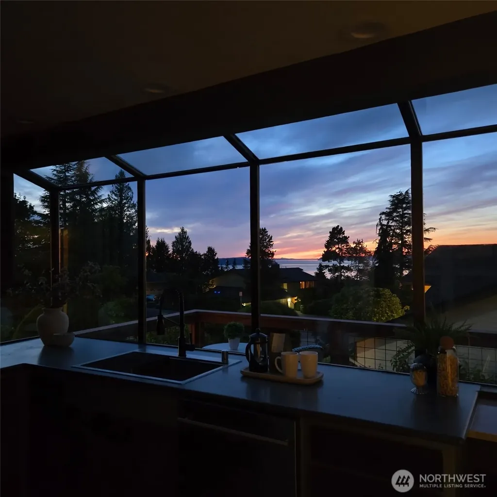 5119 23rd Ave W Everett WA 98203