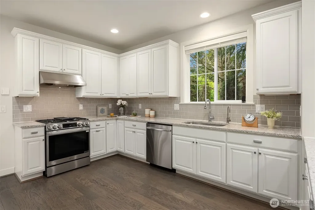 11496 158th Avenue NE Redmond WA 98052