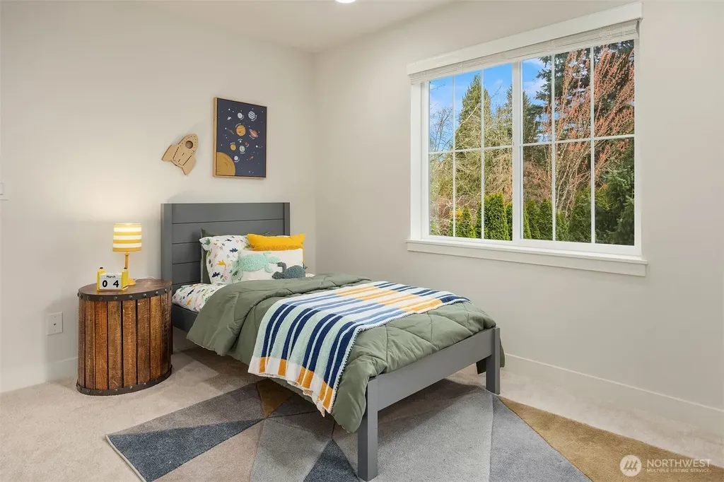11496 158th Avenue NE Redmond WA 98052