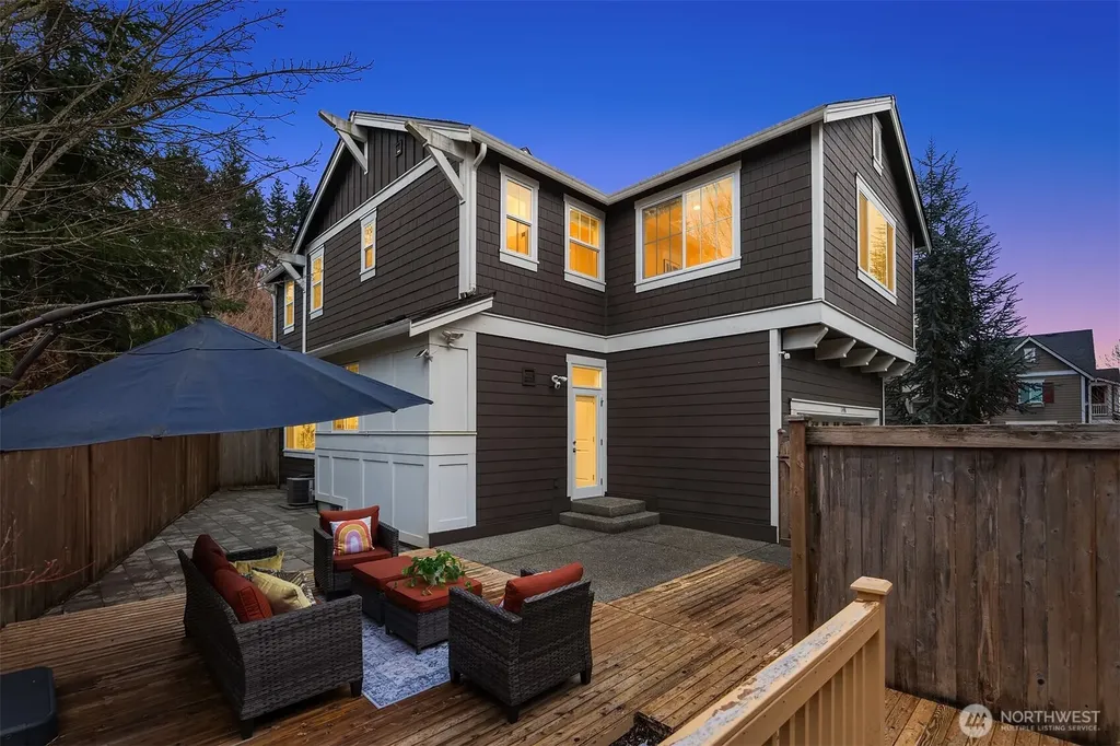 11496 158th Avenue NE Redmond WA 98052