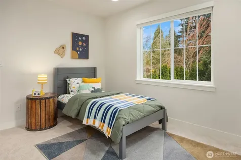 11496 158th Avenue NE Redmond WA 98052