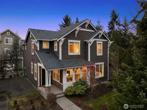 11496 158th Avenue NE Redmond WA 98052