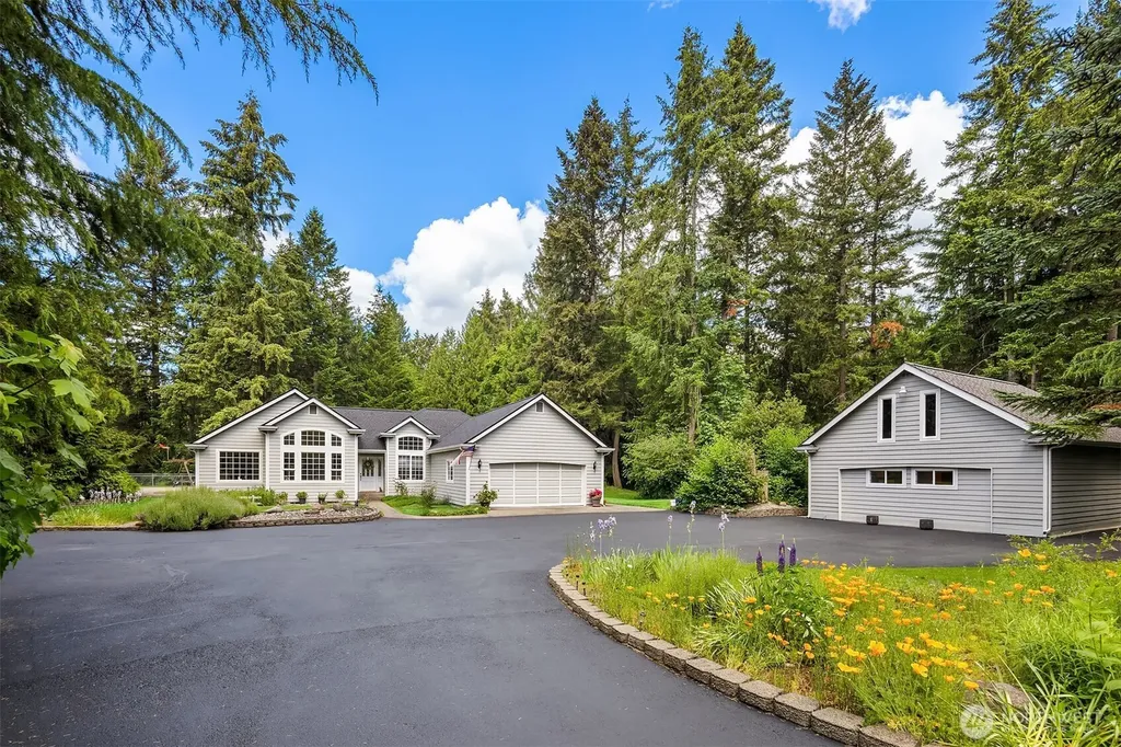 9821 344th Street S Roy WA 98580