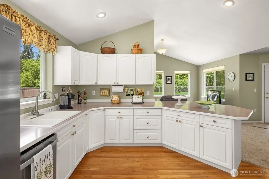 9821 344th Street S Roy WA 98580