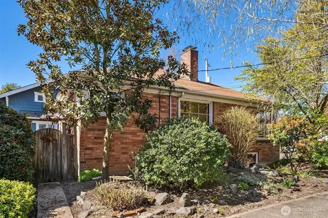 1821 N 47th Street Seattle WA 98103