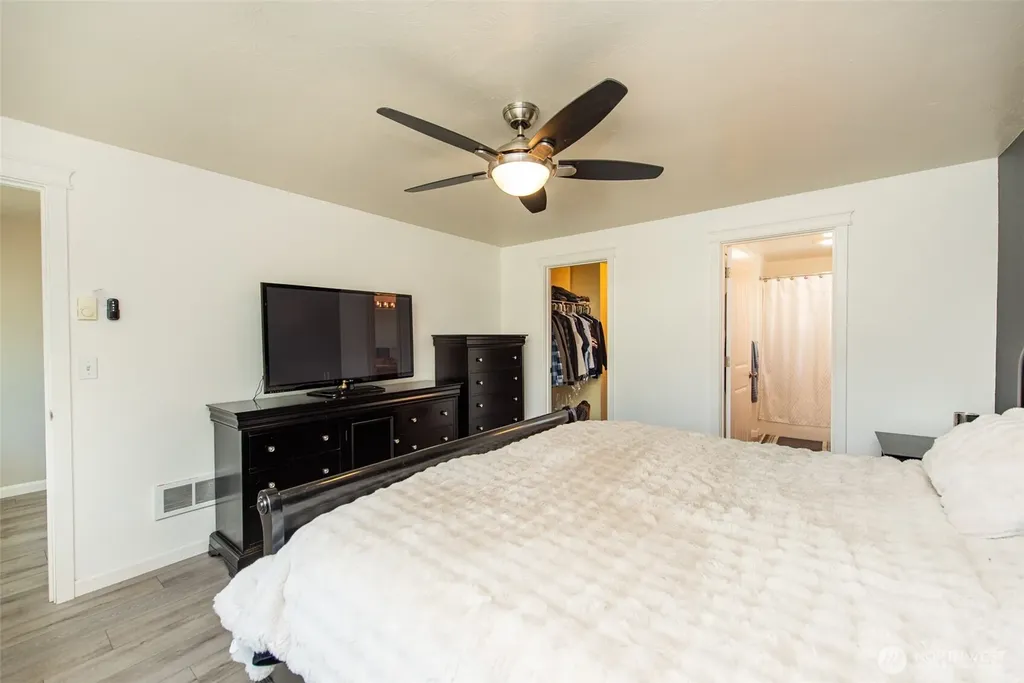4219 S Cedar Mill Road Port Angeles WA 98362