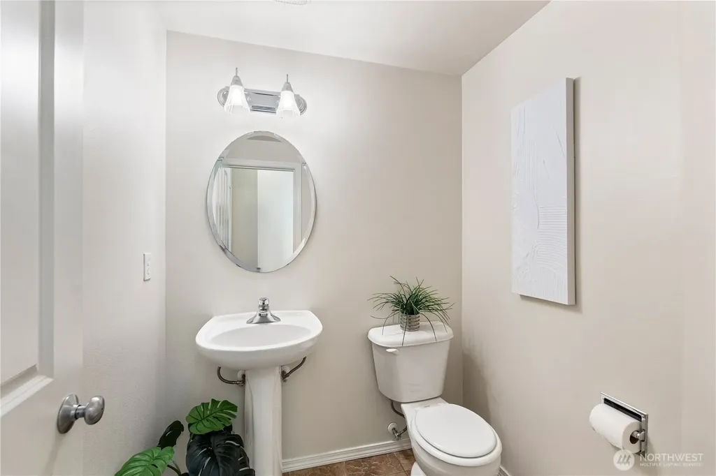 5930 Elizabeth Avenue SE Auburn WA 98092