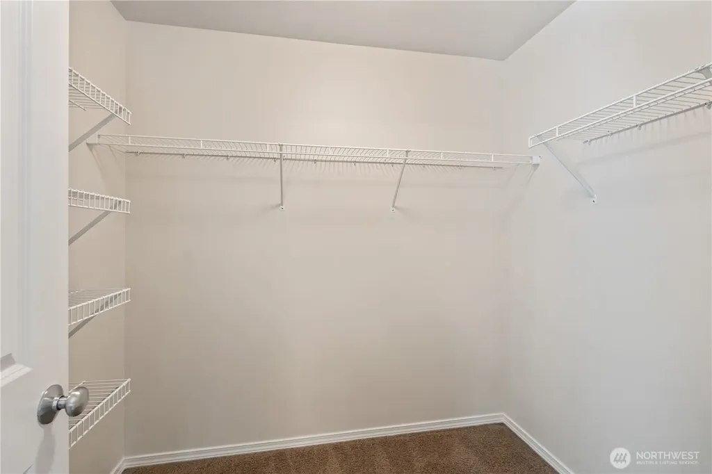 5930 Elizabeth Avenue SE Auburn WA 98092