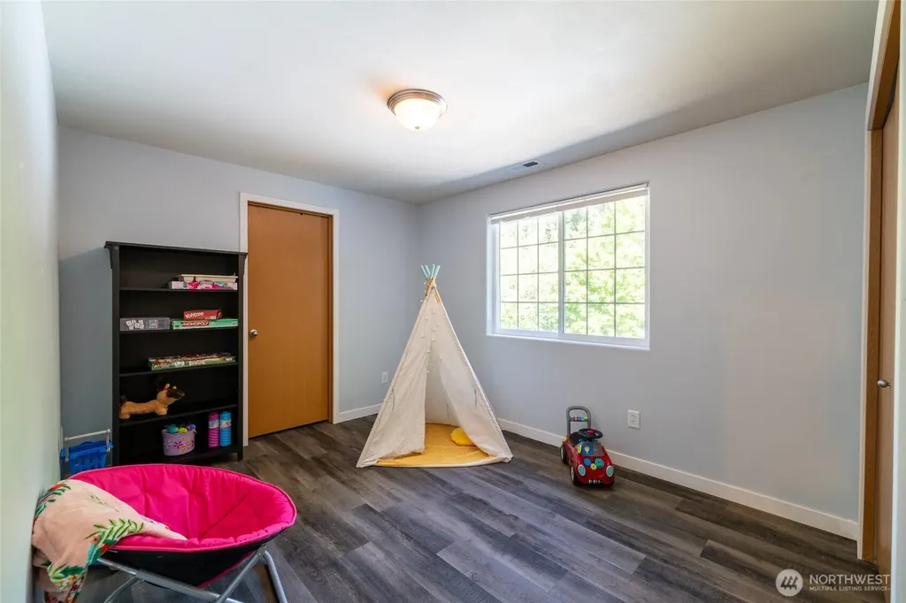 465 Sargent Road Winlock WA 98596