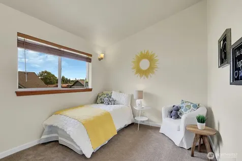 9236 Interlake Avenue N Seattle WA 98103
