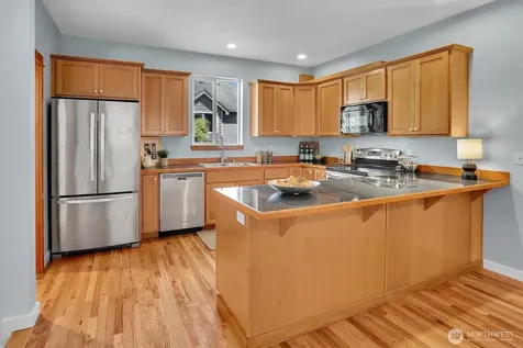 9236 Interlake Avenue N Seattle WA 98103