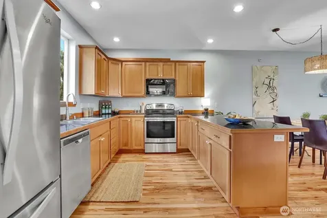 9236 Interlake Avenue N Seattle WA 98103