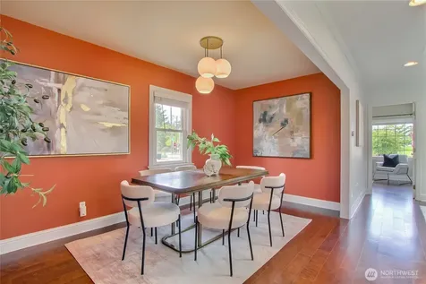 7534 12th Avenue SW Seattle WA 98106