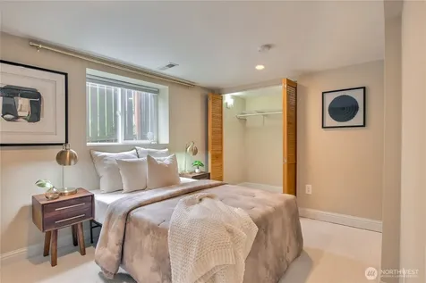 7534 12th Avenue SW Seattle WA 98106