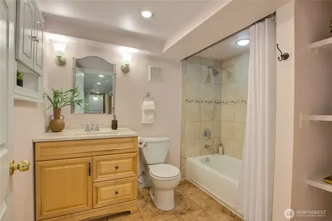 7534 12th Avenue SW Seattle WA 98106