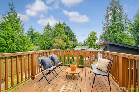 7534 12th Avenue SW Seattle WA 98106