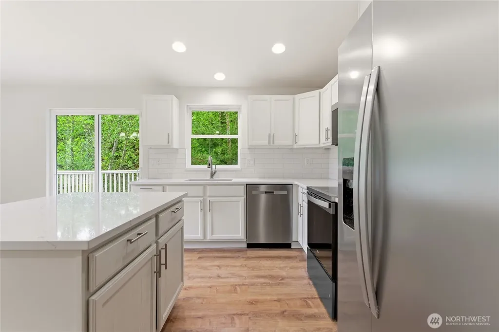 20 Fuschia Avenue Shelton WA 98584