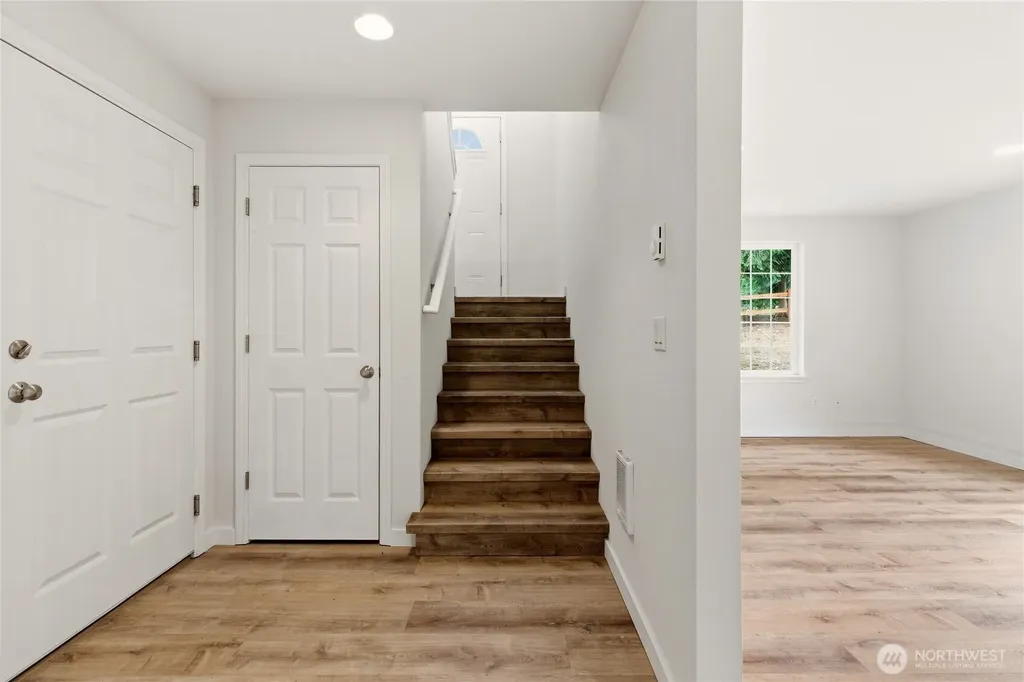 20 Fuschia Avenue Shelton WA 98584