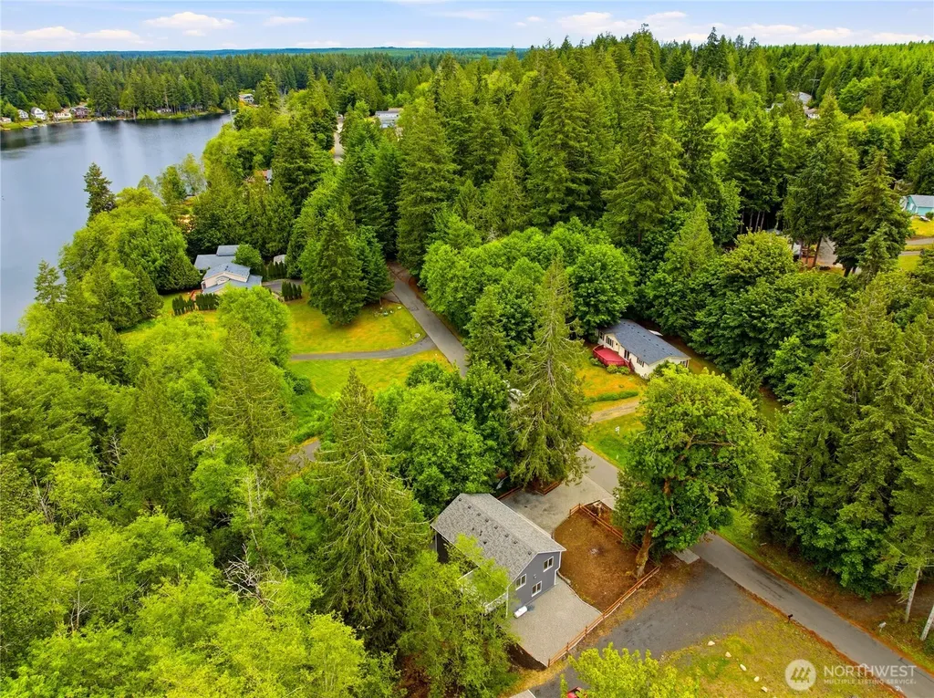 20 Fuschia Avenue Shelton WA 98584