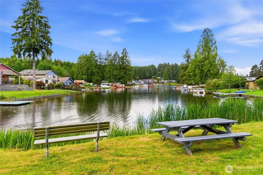 20 Fuschia Avenue Shelton WA 98584