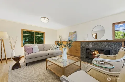 3121 NW 94th Street Seattle WA 98117