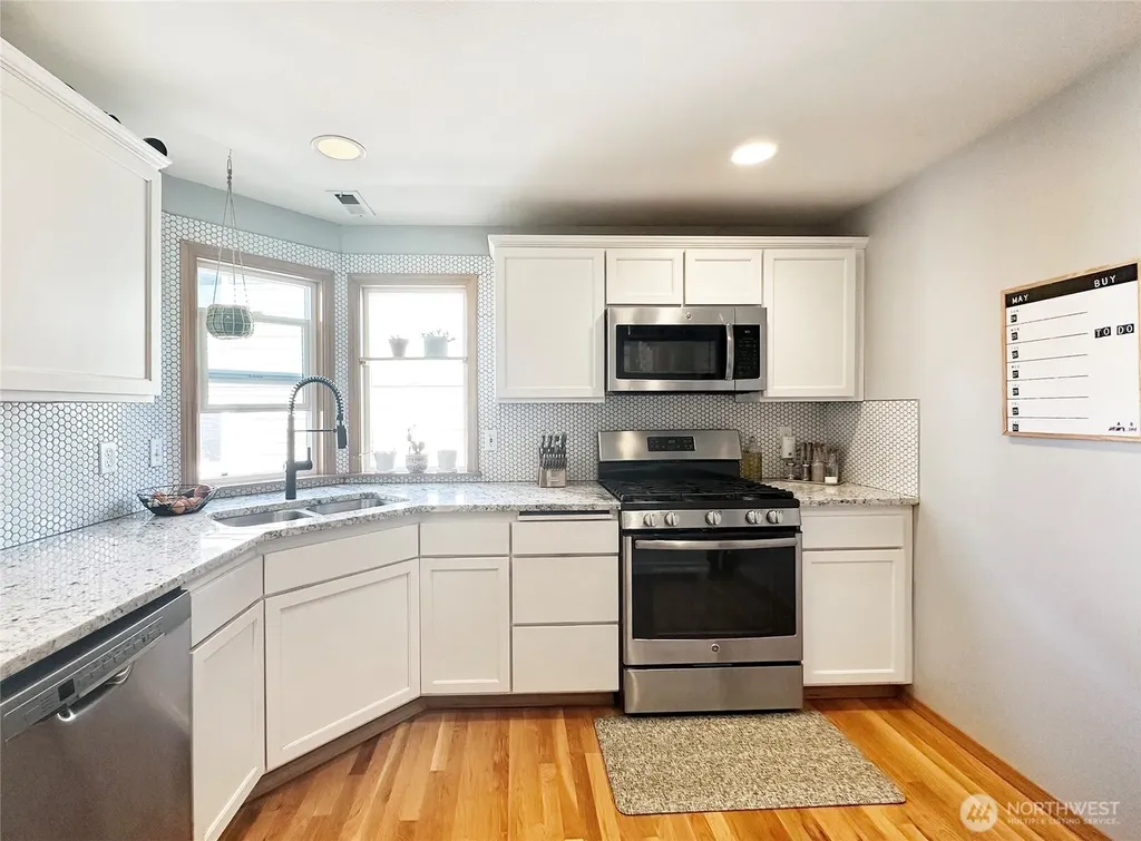 9307 Linden Avenue N Seattle WA 98103