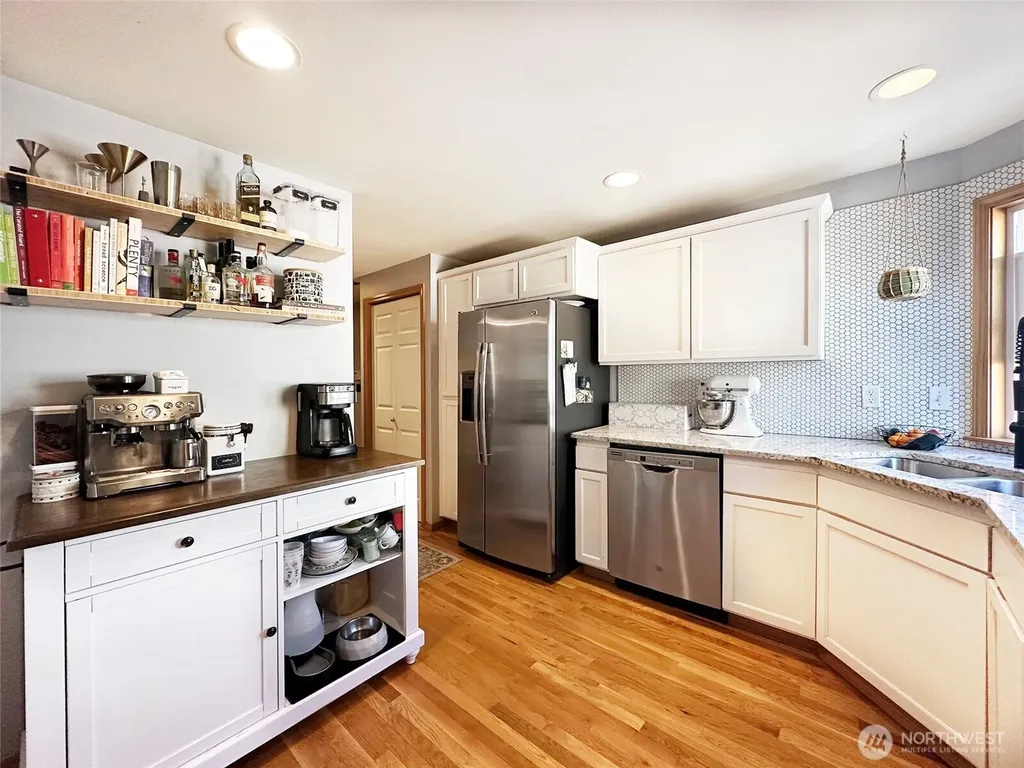 9307 Linden Avenue N Seattle WA 98103