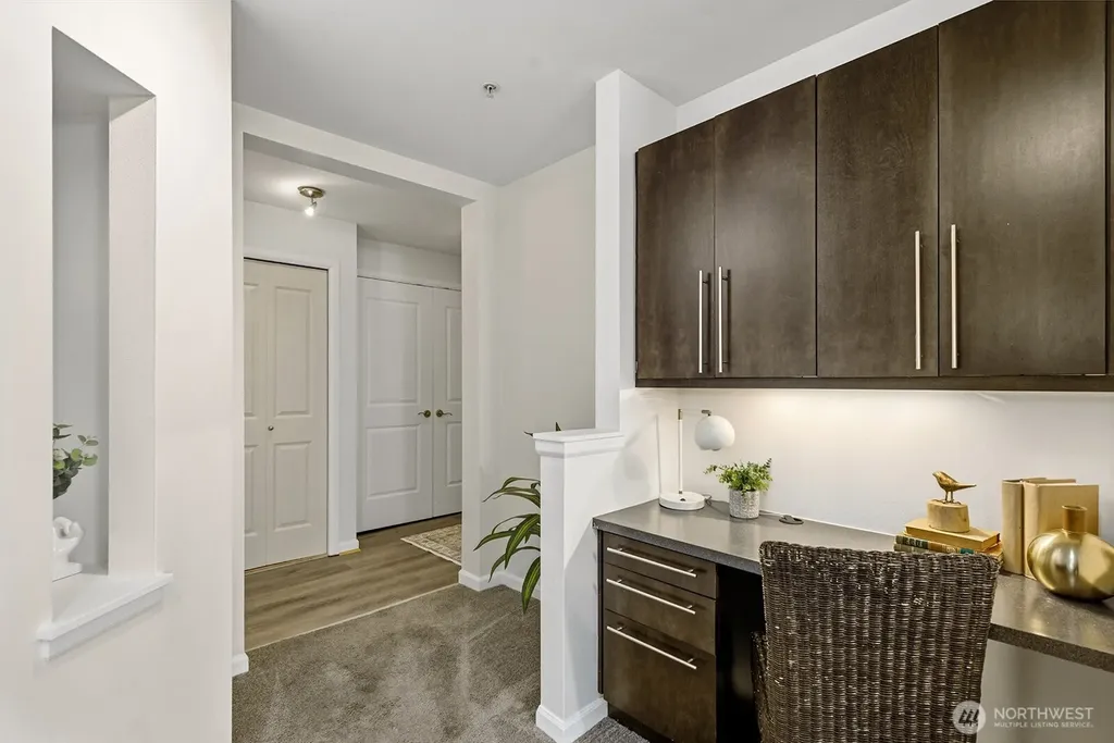 124 Bellevue Avenue E Seattle WA 98102