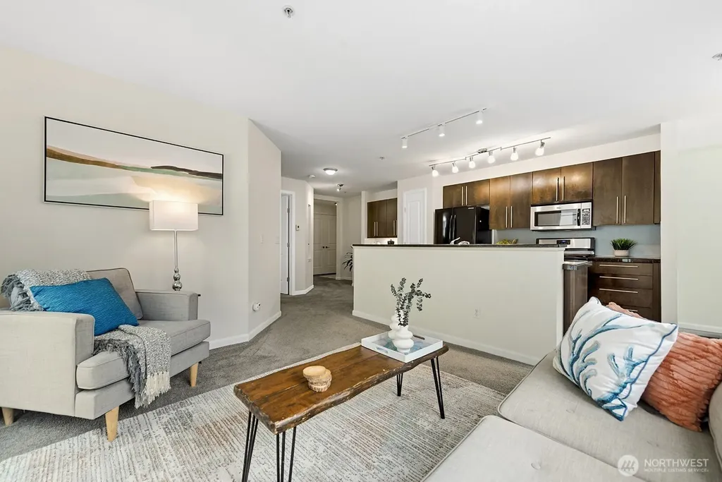 124 Bellevue Avenue E Seattle WA 98102