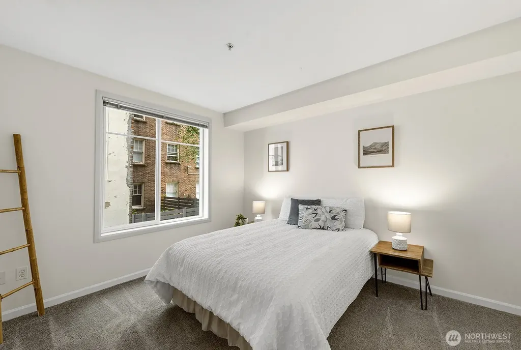 124 Bellevue Avenue E Seattle WA 98102