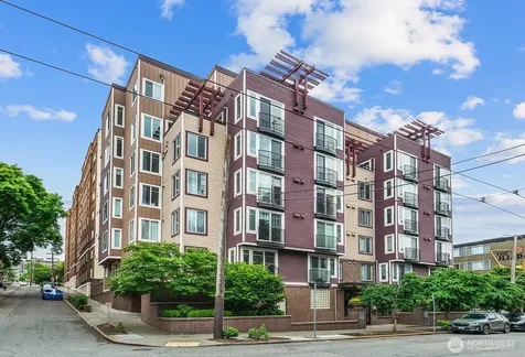 124 Bellevue Avenue E Seattle WA 98102