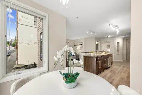 124 Bellevue Avenue E Seattle WA 98102